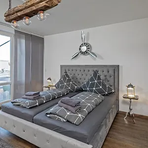 Apartment Wohnoase An Der Elbe, Dresden